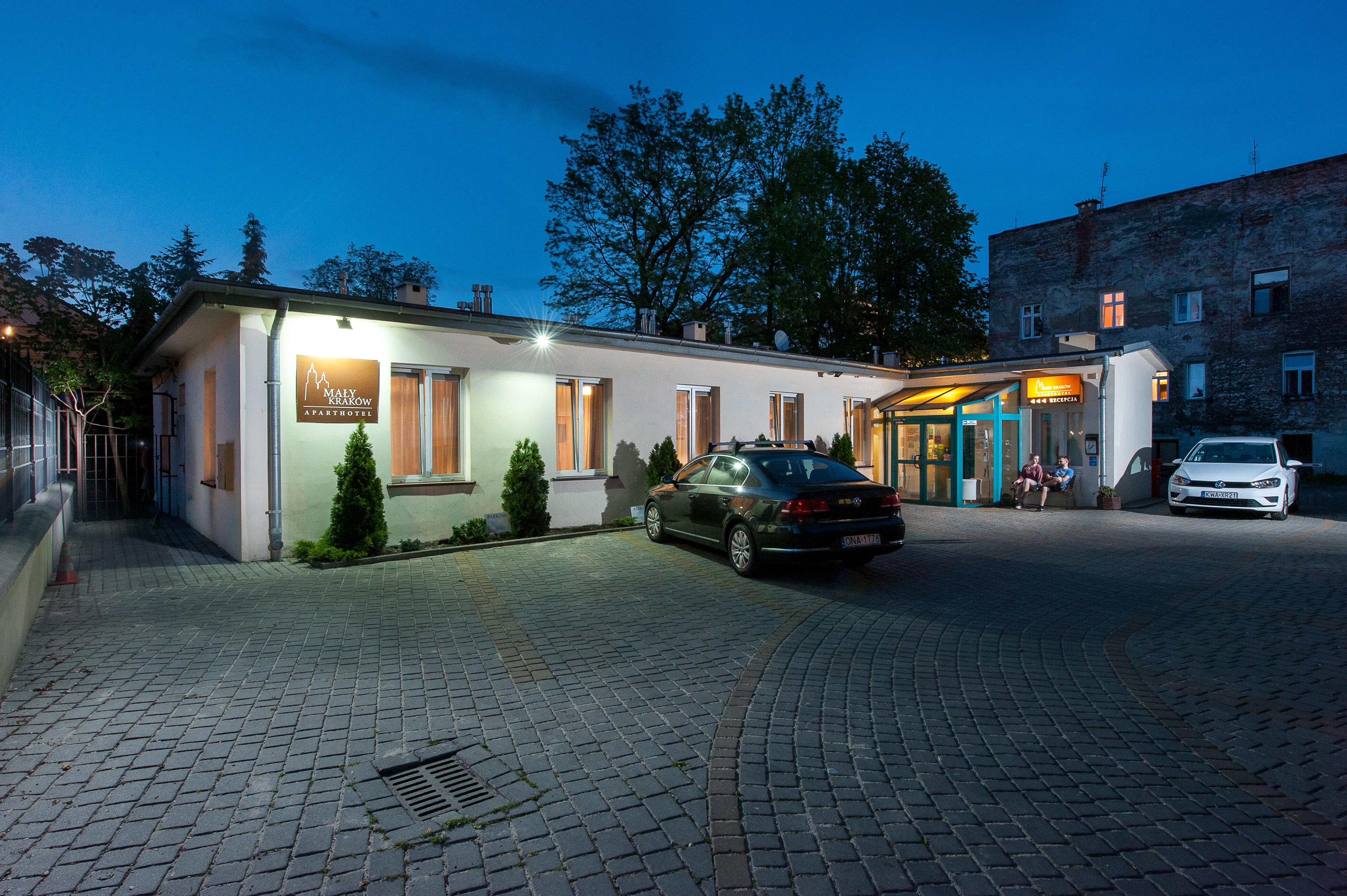 Maly Krakow Aparthotel Exterior photo